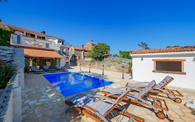 Villa Alina